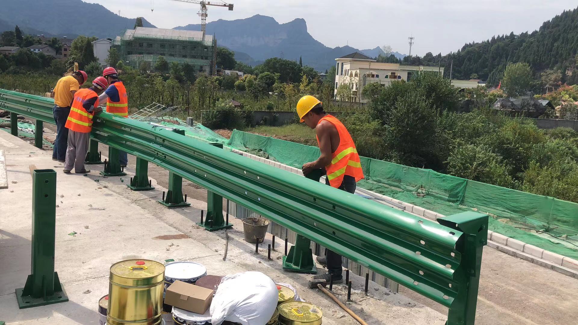 苍南县乡村公路波形护栏热镀锌波形护栏 - 推荐
